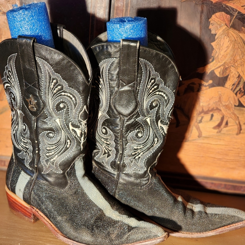 Los Altos Stingray leather boots